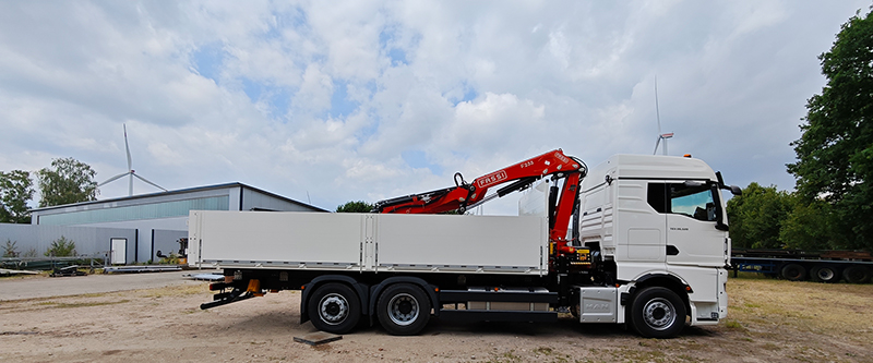 kran19 Kran weiß R&S Fahrzeugbau Hörstel