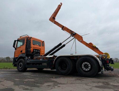 MAN TGS 26.520 mit Marrel-Abrollkipper
